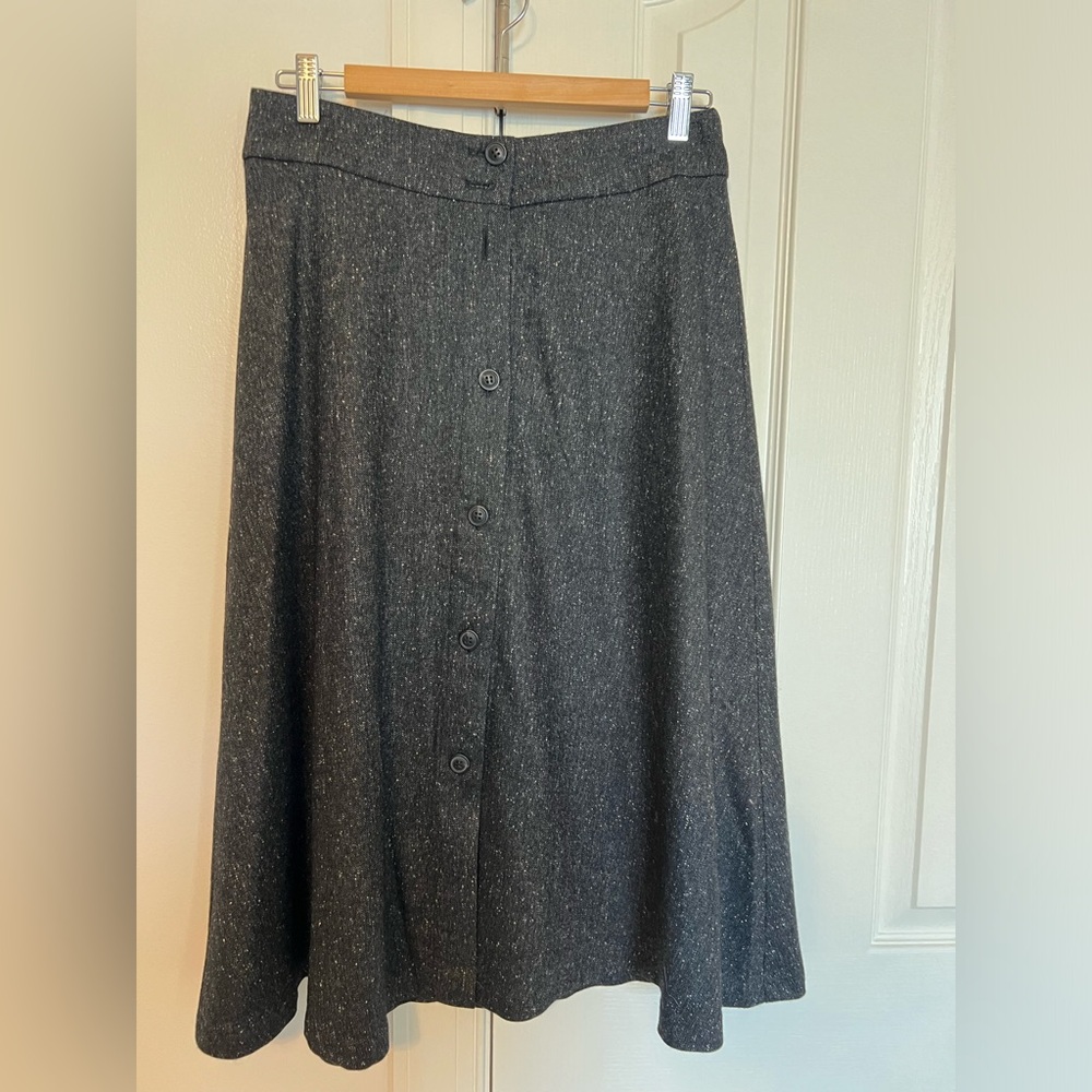 Talbots Heathered Gray Skirt with Buttons
